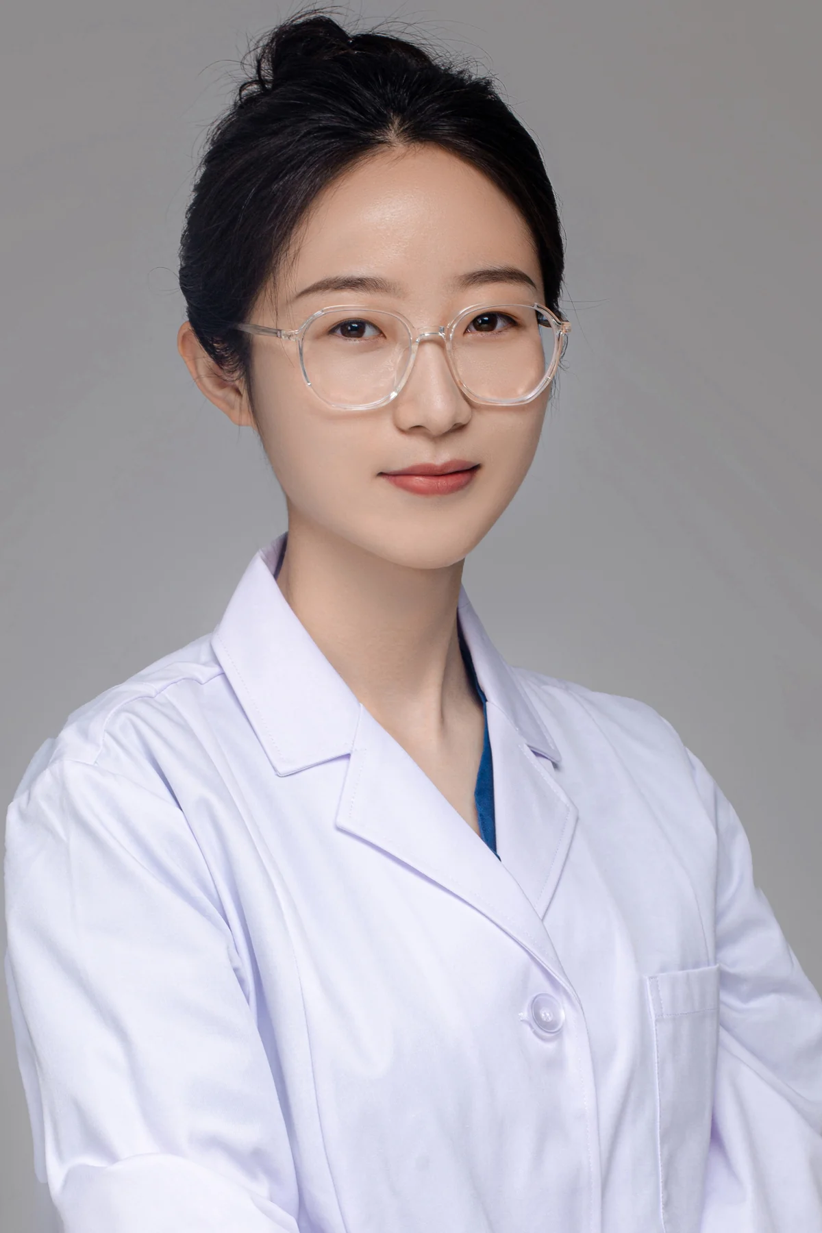 王一淇执业医师形象照